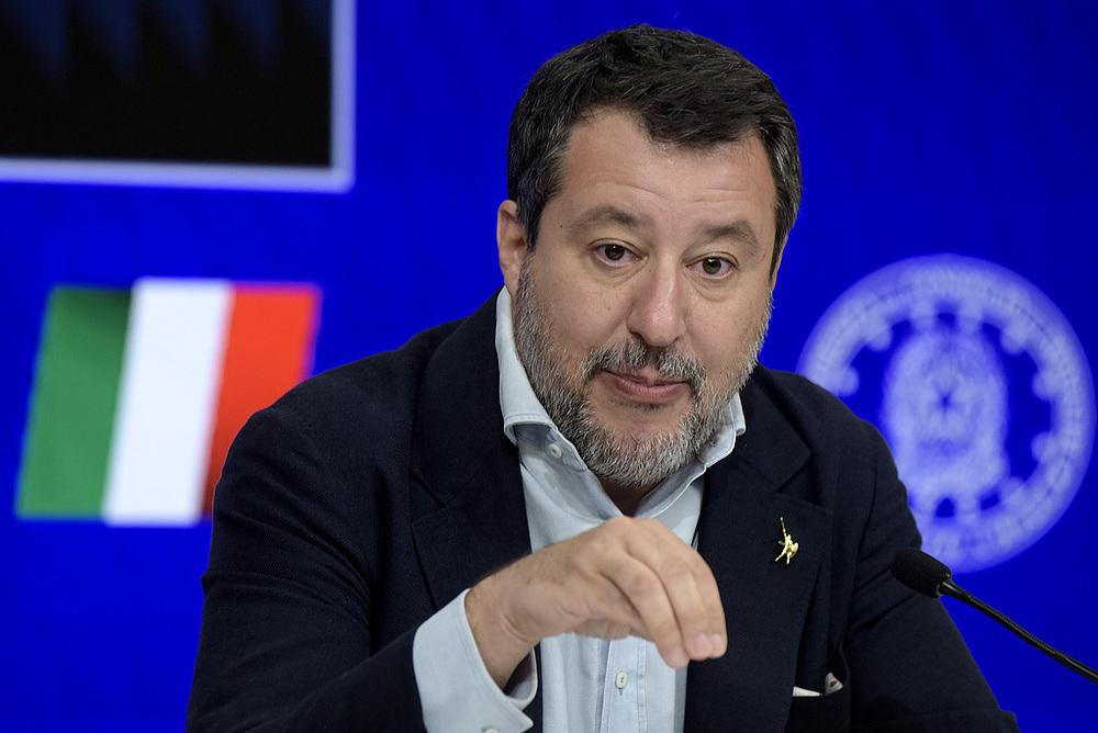 意大利一点都没给泽连斯基留面子！意大利副总理马泰奥·萨尔维尼怒怼泽连斯基。他说