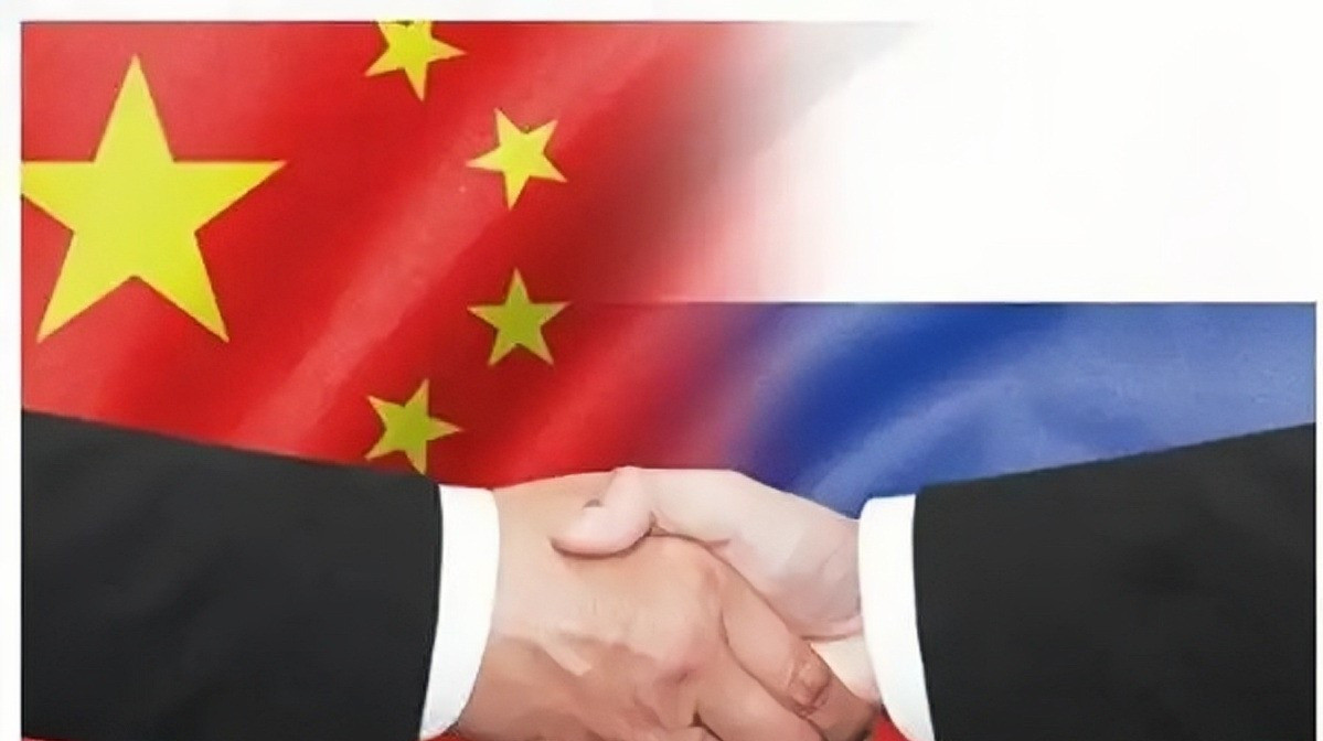 俄罗斯给中国送大礼，到底图什么？老天爷！俄罗斯最近对中国