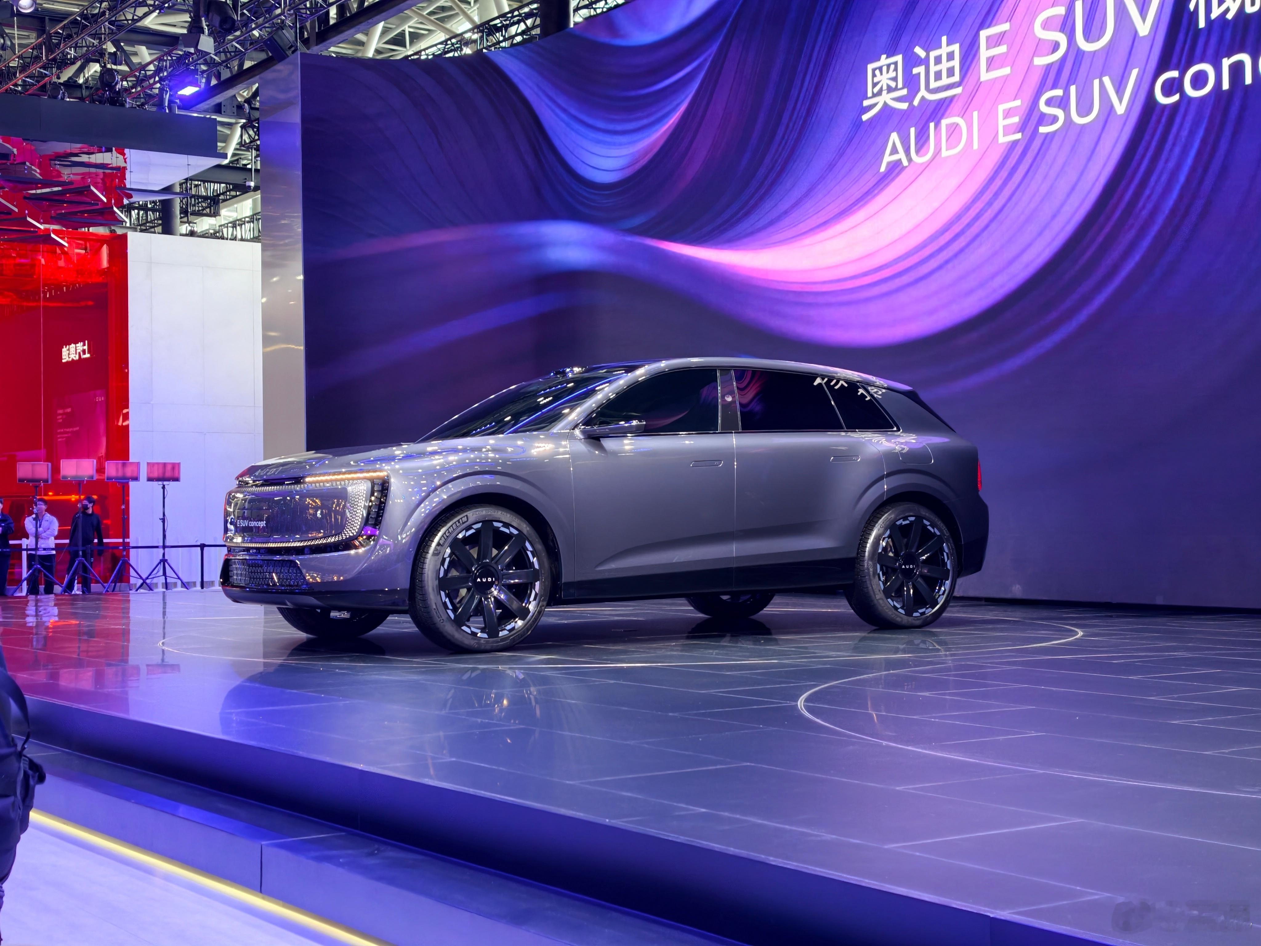 这台AUDIESUV概念车，3米轴距，800V架构，109kWh大电池700