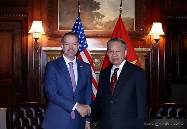 越南这次是真尴尬了！苏林带着十几个部长级高官飞了十几个小时到纽约，在联合国大会