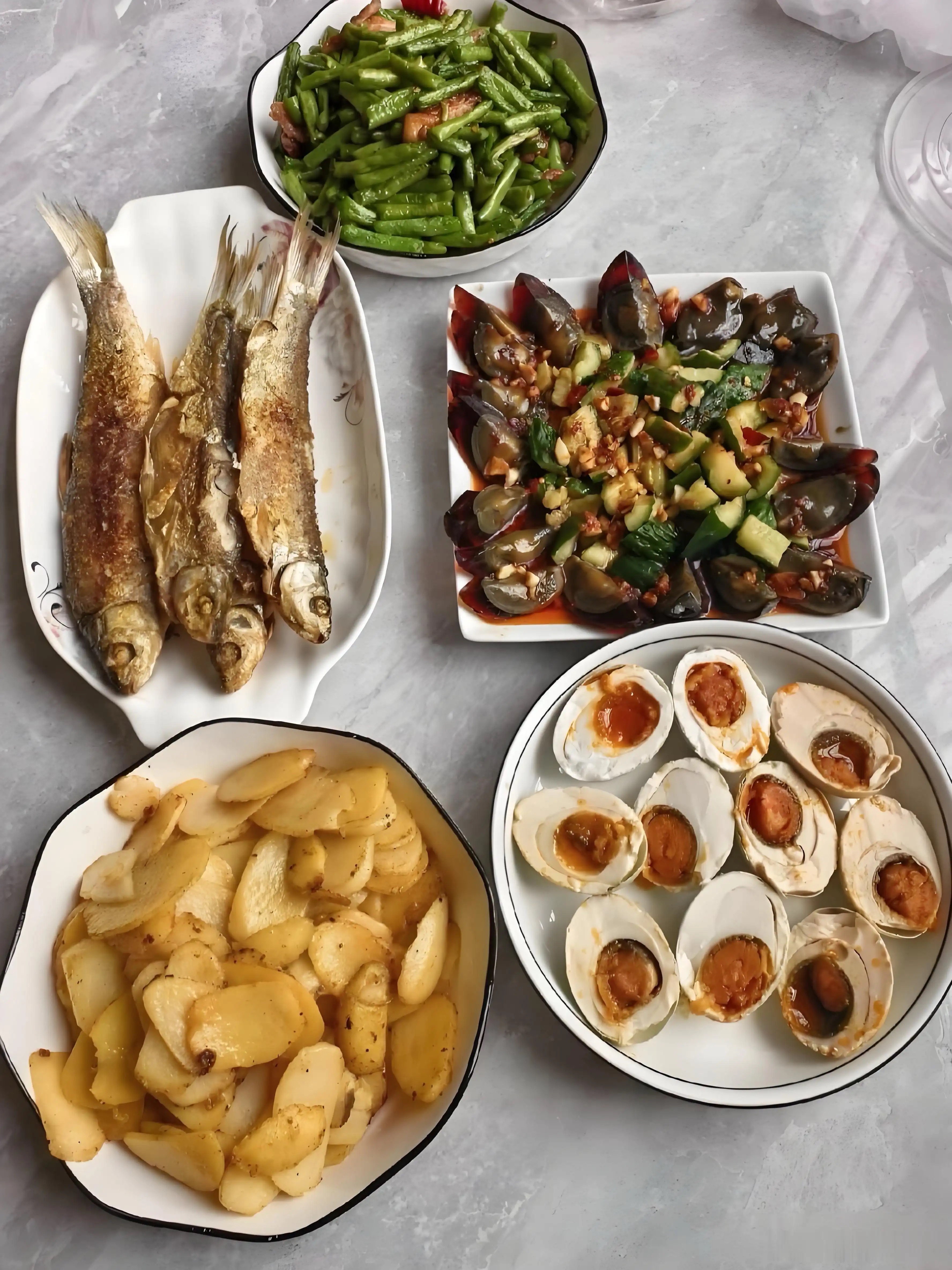 丈母娘做饭做成这样还硬要来我家做饭