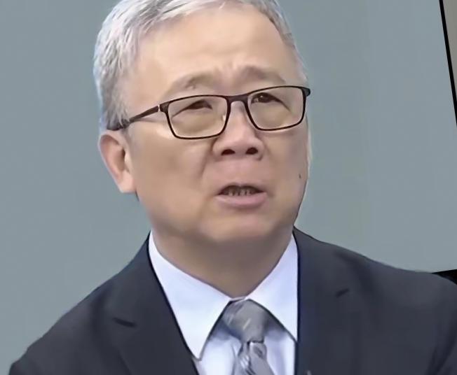 栗正杰最近表现非常不错，一直力挺郑丽文！据吴子嘉说，郑丽文得到岛内军系的撑腰，选