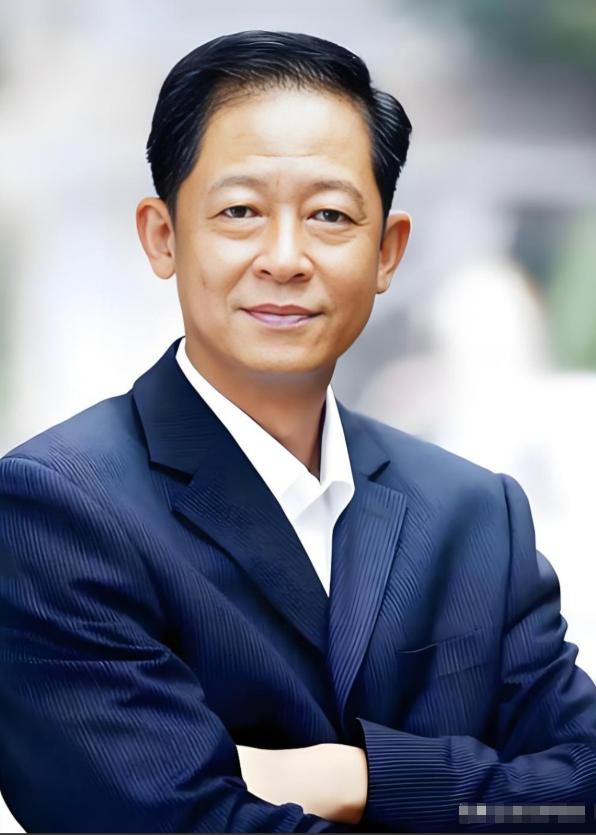 [啤酒]王志文：1966年我生在上海弄堂小阁楼，父亲是电工，母亲纺纱，穷但热闹