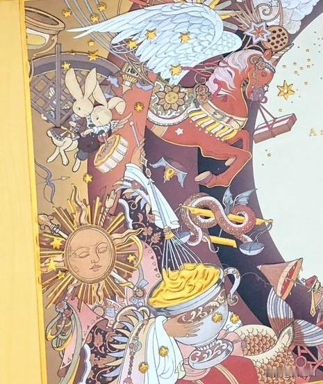 今年还买月饼吗？我刚才问老公。和老公结婚20多年了，自从有了孩子，像个家过日