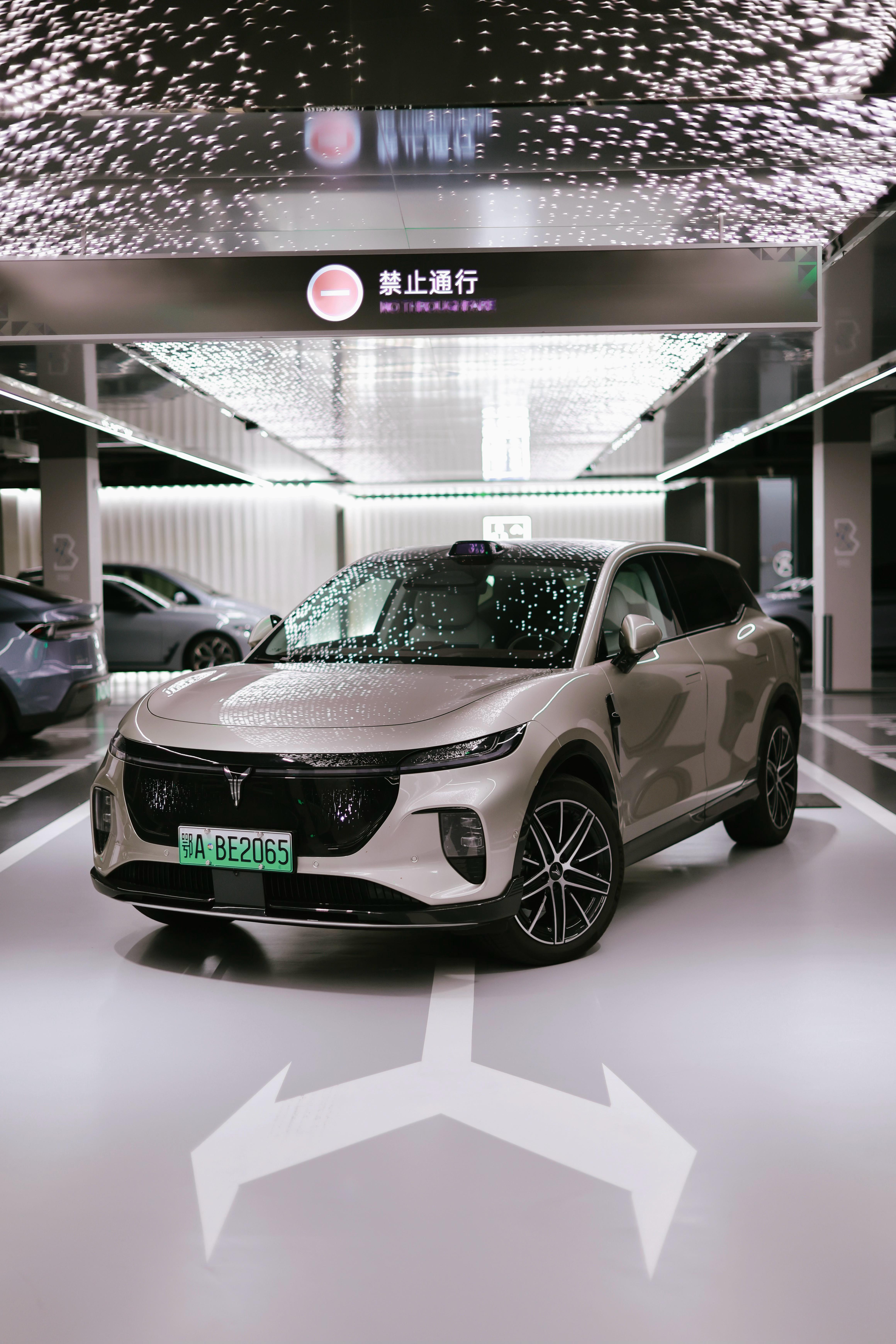 今天天气不错，补拍一些视频镜头大v聊车