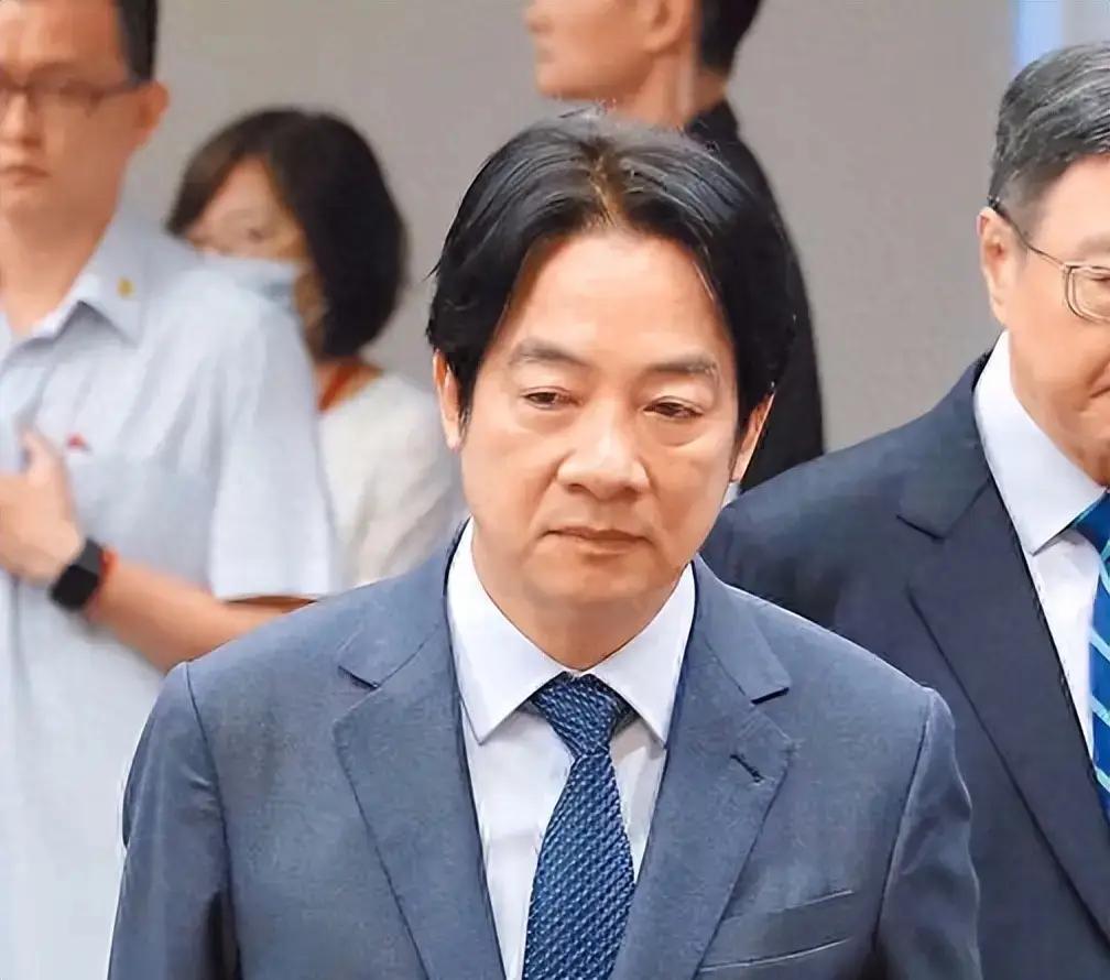 赖清德回应特朗普。台媒报道，美国总统特朗普警告“台湾不要走向独立”，赖清德17
