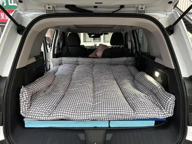 为啥要把车改成床车出去玩？你说车上弄个床临时眯一觉还能理解，但折腾几万块钱改电