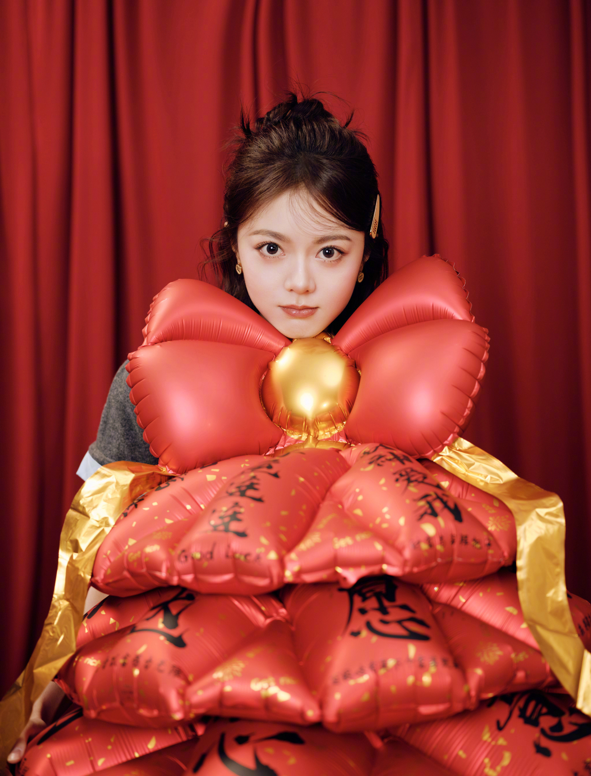 赵今麦MiuMiu女孩的新春大片