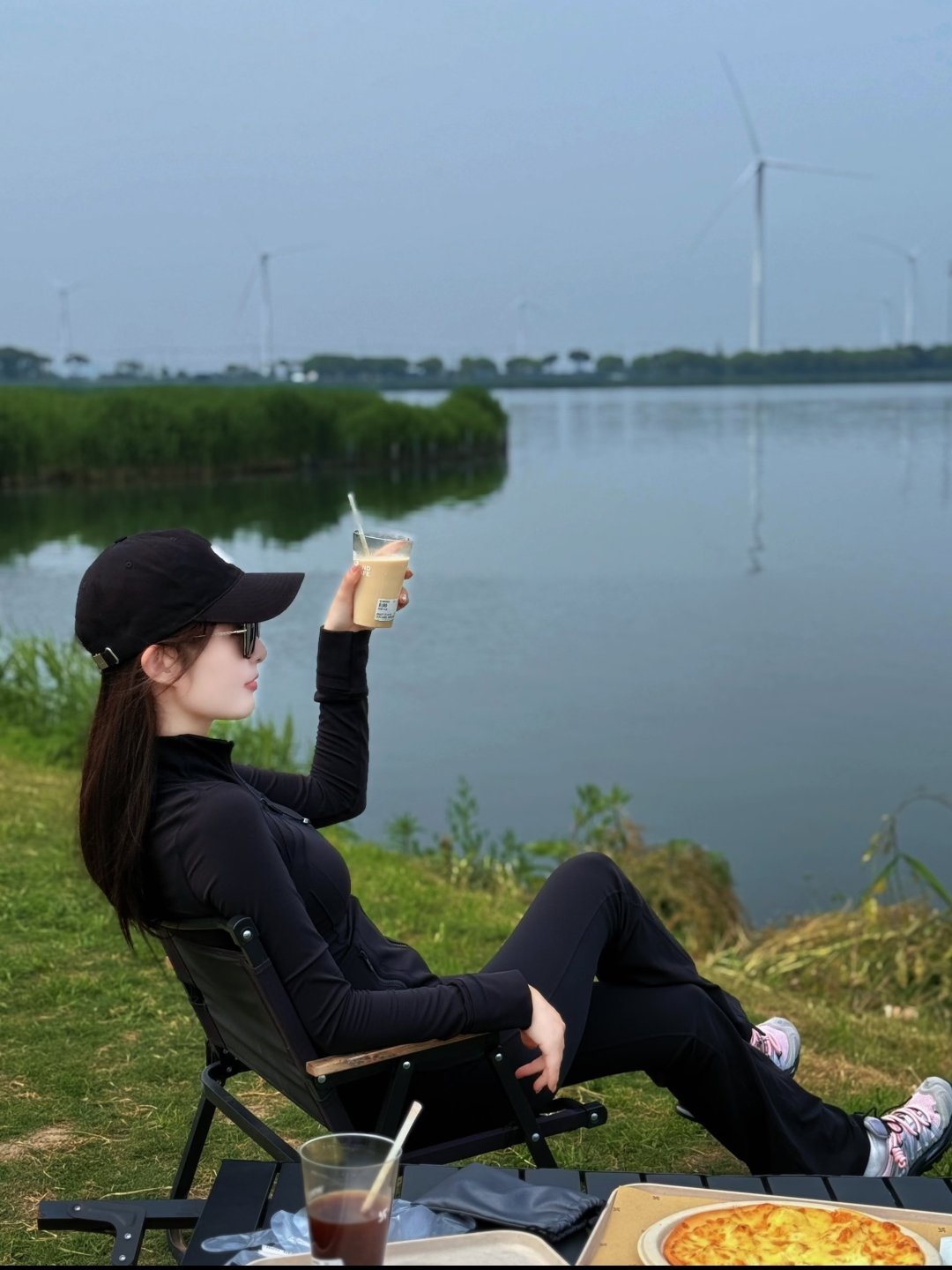 家人们早上好呀，放假五天你们都会去那旅游啊，出去放松一下心情，节后我们再继续抓?