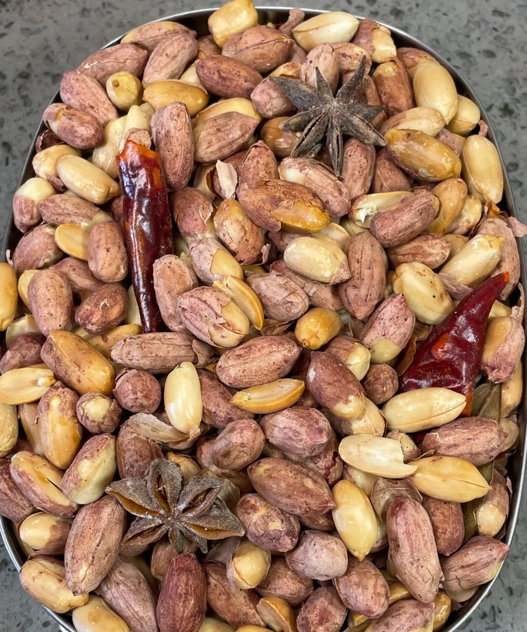 我妈做了几十年的秘制配方，甘香饱满粒粒脆每次老爸的朋友来，都点名要吃我妈做的花