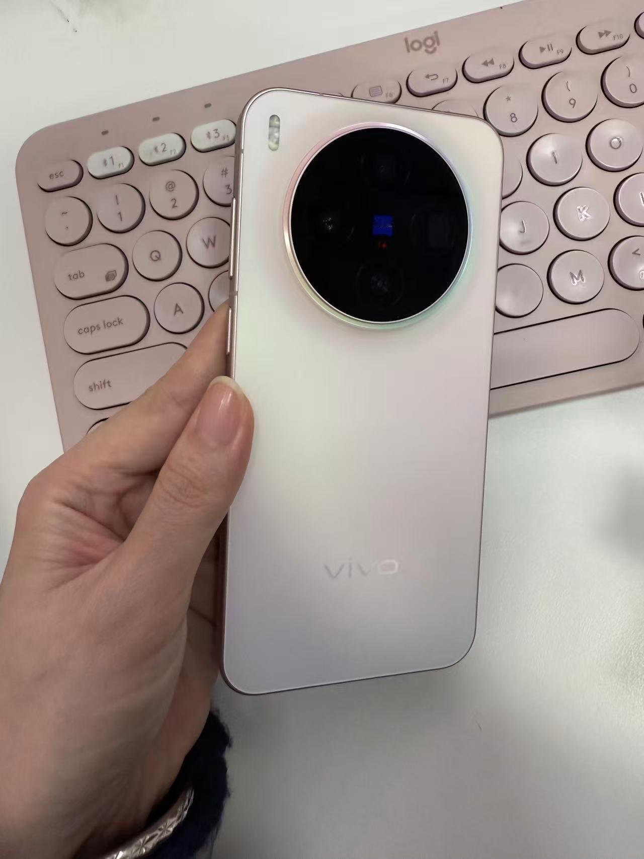 从ultra换到vivoX300，我后悔了…后悔没早点换😂用了一段时间