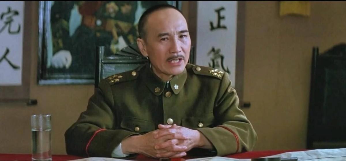 从国军的角度分析塔山攻坚战为何如此艰难，蒋介石竟因战局恶化暗中拭泪？一九四八年