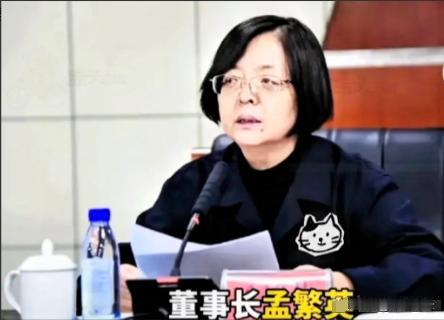 包钢这回算是让人开了眼，掌舵千亿级国企的，居然是个从焦化厂爬出来的“女强人”——