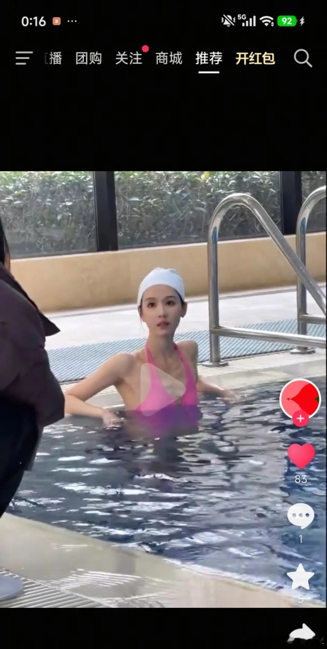 omg，陈都灵带着这种泳帽都美成这样子