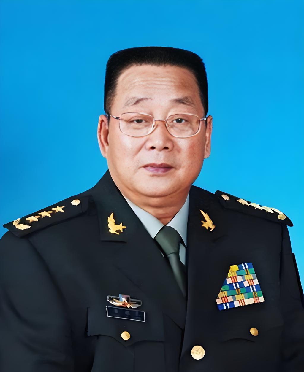 近日，中央军委原委员，中国人民解放军原总后勤部长廖锡龙同志不幸逝世，让大家沉痛悼