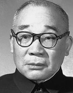 1958年，马寅初向毛主席建议实行计划生育。毛主席强烈反对，当场否决了他的建议，