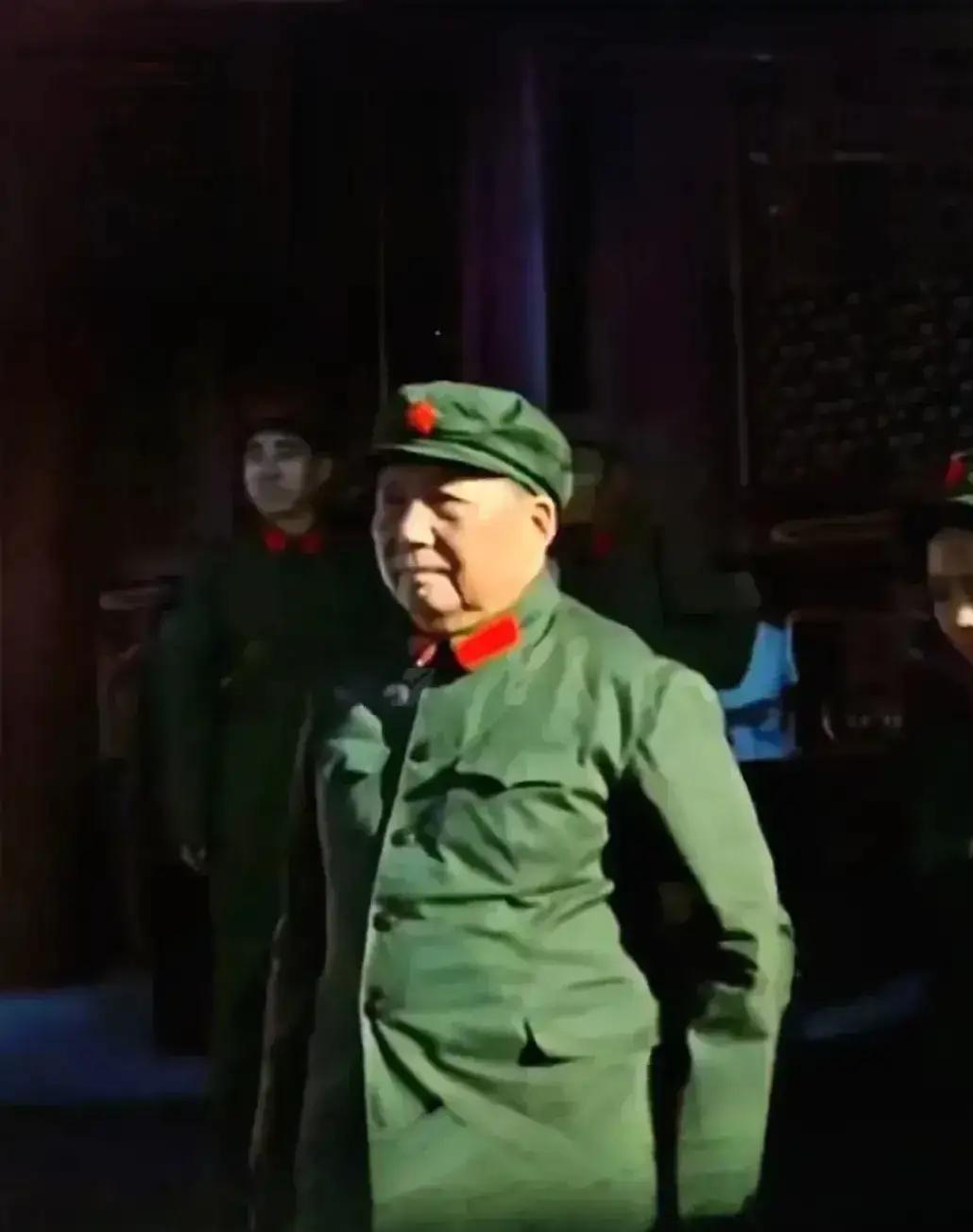 一天军校没上过的毛主席，打遍天下无敌手！为什么他建党建国建军，可以成为革命家、思