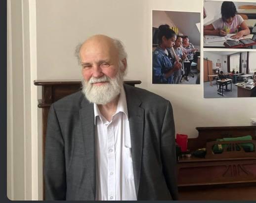 Politico为了黑欧尔班已经毫无底线，硬是揪出一位受匈牙利当局调查的牧师大做