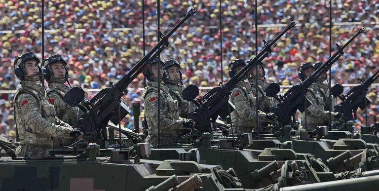 【中国武器又新又好，俄媒直言，中国制造将改变全球军火贸易】近日，俄罗斯媒体《今