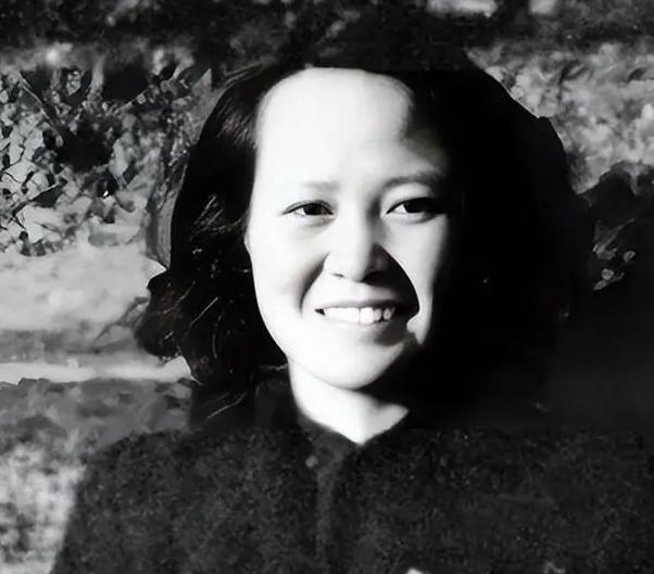 1949年，北平解放后，傅作义夫人下落不明，地下党员找了几个月都没找到，周总理指