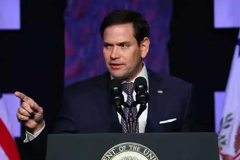 11月10日，鲁比奥对BBC高管辞职发表评论:“民主国家的官员犯错后会主动引咎辞