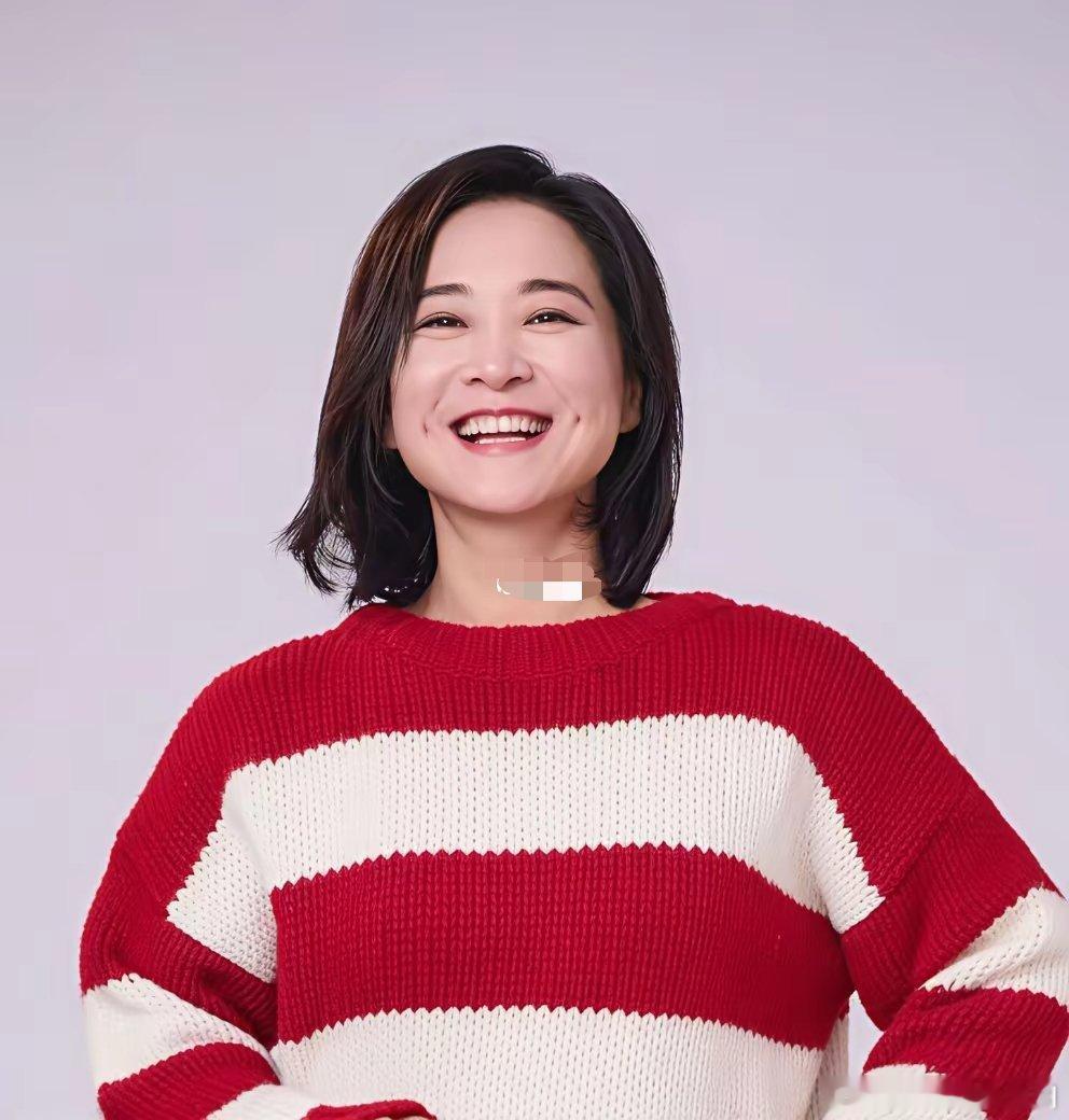 主持人问王晶:“贾玲为什么要减肥，是为了健康吗？“王晶摇摇头:“根本不是为了健康