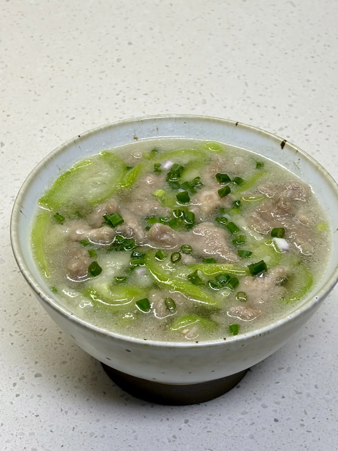 鲜香浓郁的丝瓜滑肉汤，附详细做法～