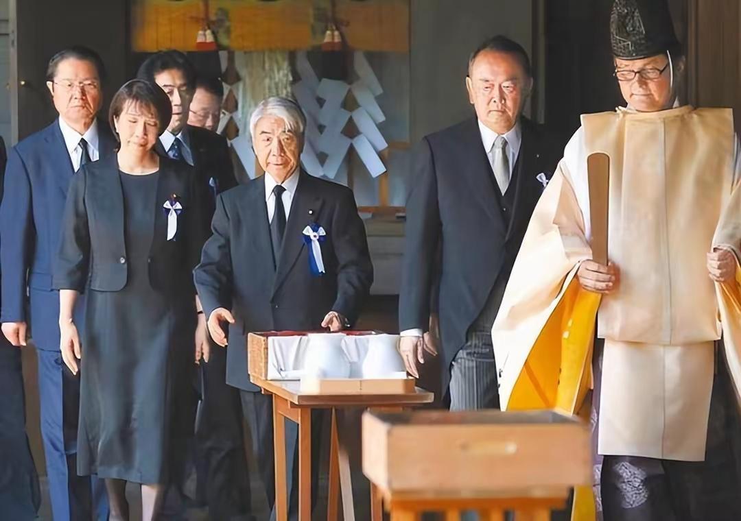倒计时12小时，“摧毁靖国神社”在日本刷屏，高市早苗恐取消行程。迷途知返？并非如