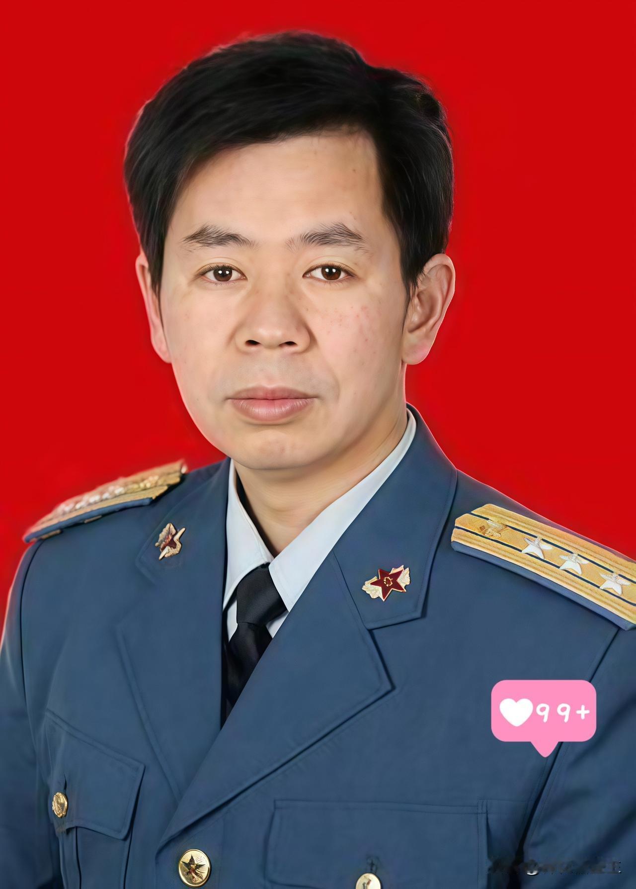 国防大学戴旭大校教授认为，作为一个伟大的东方大国，沉迷于和平无法自拔的日子已经过