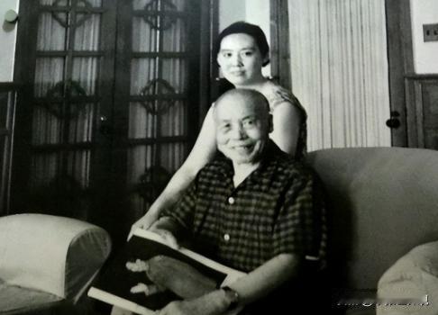1966年，27岁的胡友松发现“大姨妈”没来，她告诉了75岁的丈夫李宗仁。李宗仁