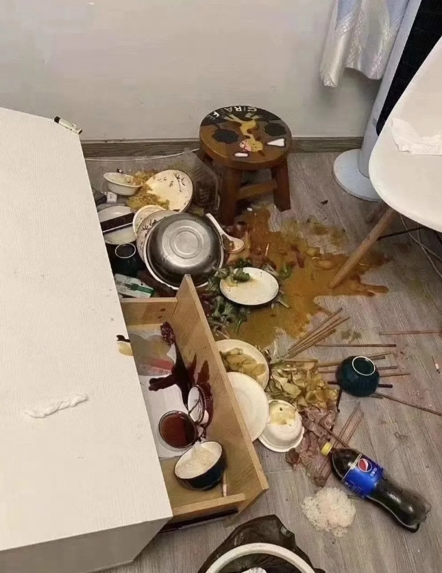 昨天亲戚聚会，我弟故意当着亲戚面说，我老公没本事，我一怒之下直接翻脸说你姐夫没本