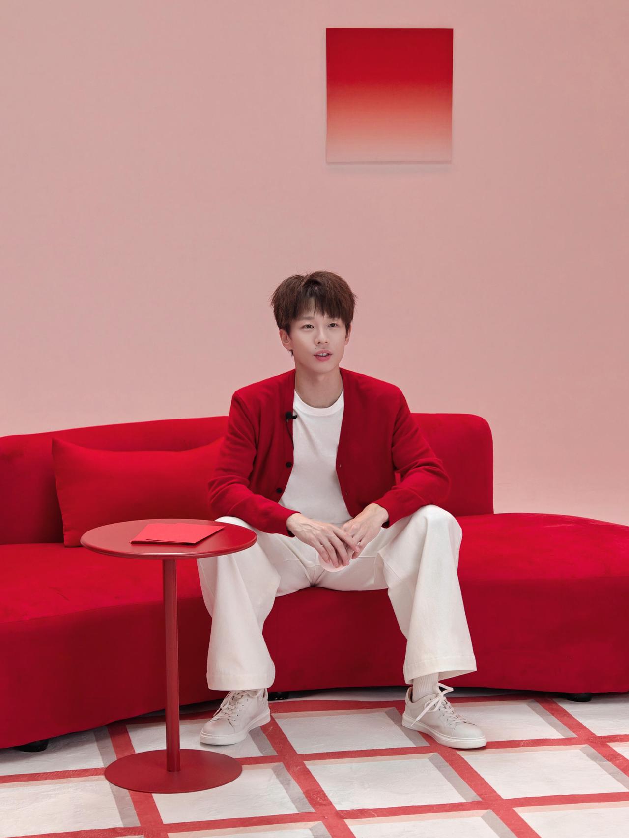 林高远治愈笑容来了，元气满满，真的好优秀的孩子，永远可以留存新年祝福！小林将军