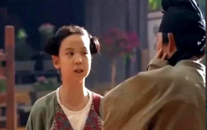 我就想问问，《长安的荔枝》中演狗儿的演员是男孩还是女孩？剧里的狗儿真是把我看