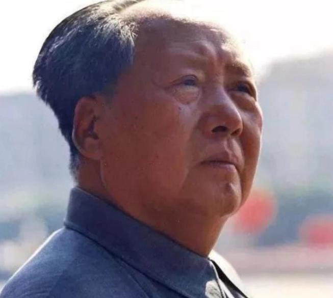 毛主席一生无所畏惧，李银桥晚年透露道：主席生前其实有“三怕”1948年深秋的