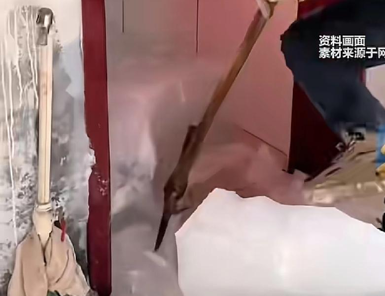 现在东北天气很冷，如果家里的水龙头忘记关闭，有可能会影响整个一栋楼最近就因为一