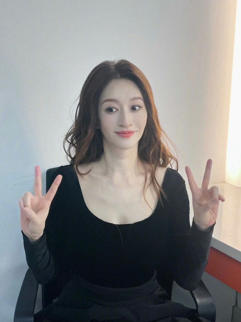 李小冉我每天吃一个唐僧姐姐被问到保养秘籍“我每天吃一个唐僧”太有梗了！咱就是说