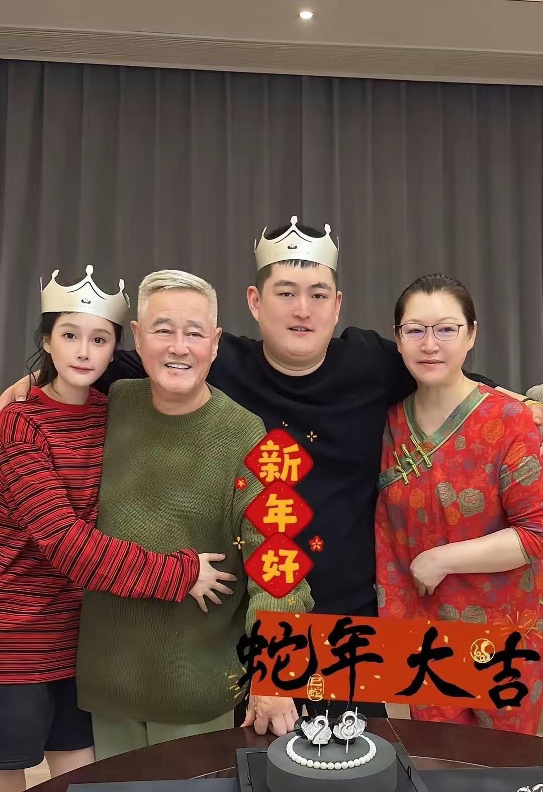 什么叫财大气粗？赵本山3000平地方要给外孙做游乐场，太豪横！赵本山女儿球球