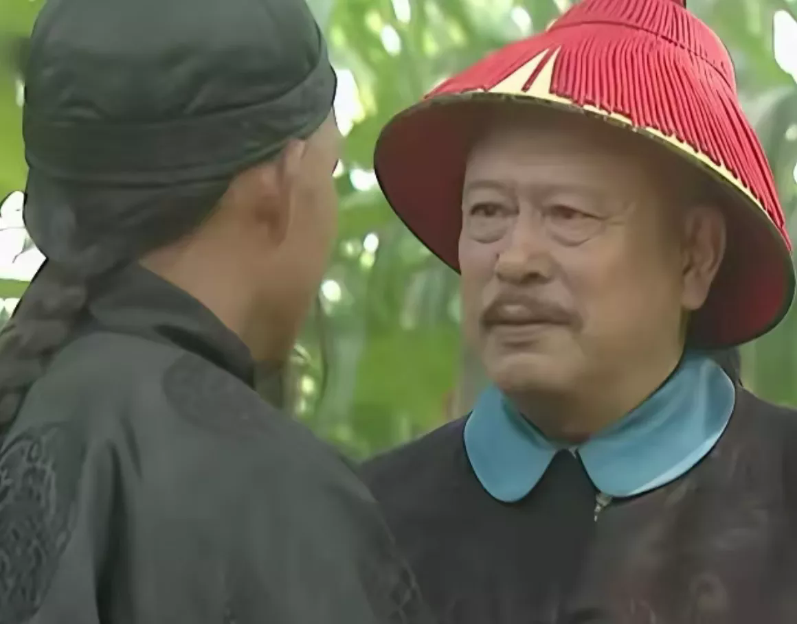 在清初的血雨腥风中，朱国治的名字曾被刻进忠烈史册。他被吴三桂残忍开膛破肚，至死不