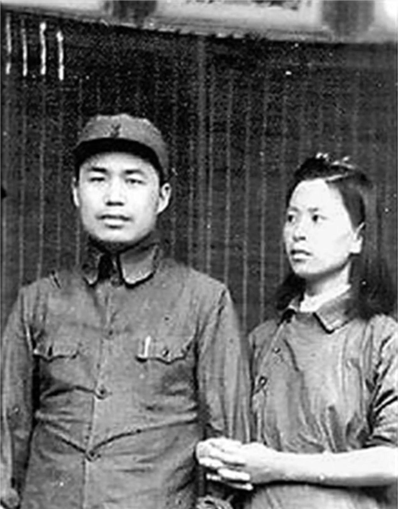 1943年，王近山抗命歼灭13车日军，清点战利品时，却发现不对劲儿：全是军刀，枪