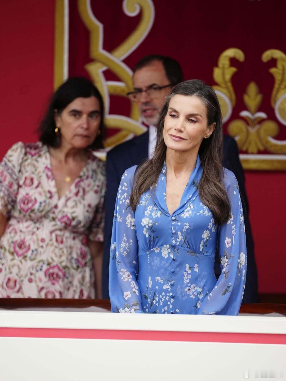 西班牙王室🇪🇸费利佩国王、莱蒂齐亚王后、阿斯图里亚斯公主莱昂诺尔出席在加利