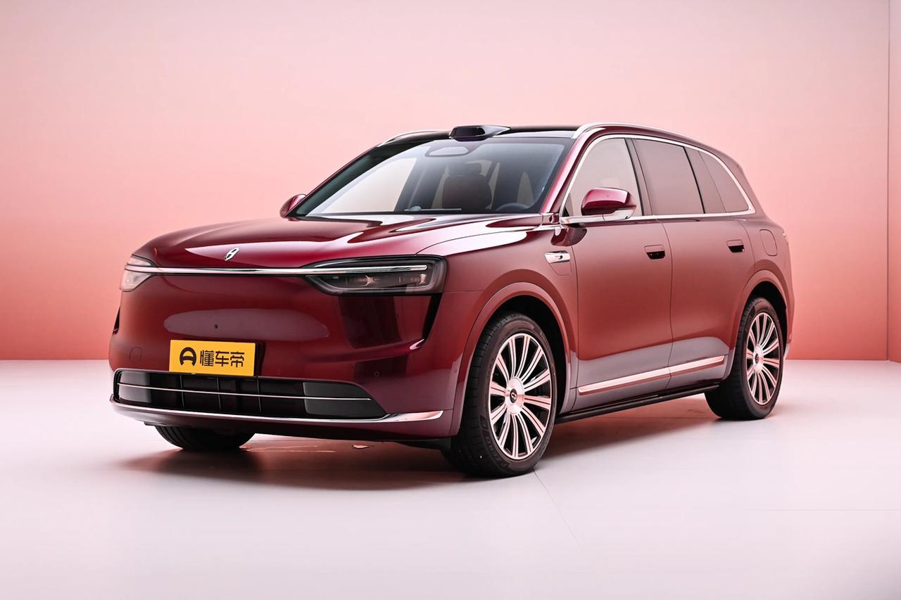 在二手新能源中大型SUV市场里，问界M7就是绕不开的热门款。华为加持的智能系统、