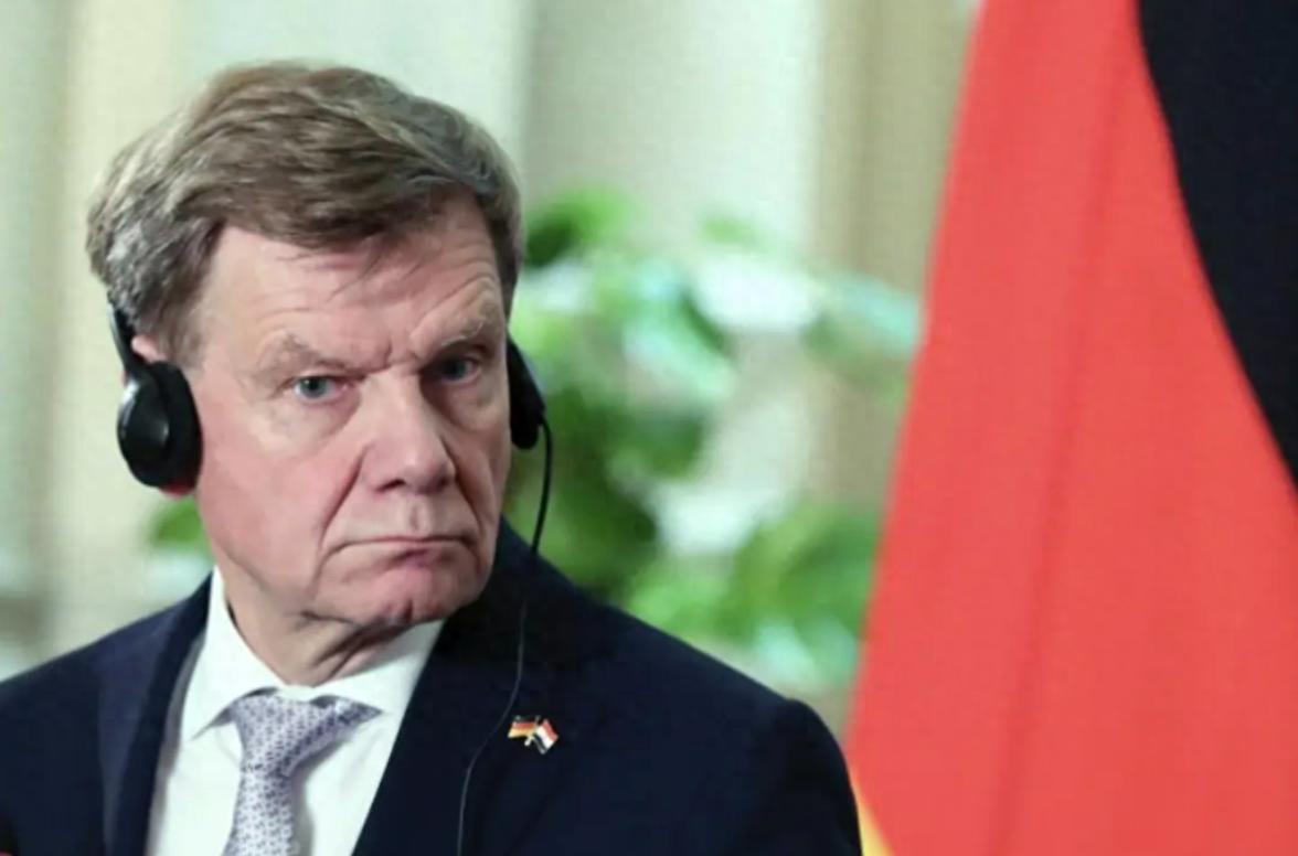 德国总理收拾烂摊子,默茨打算亲自来中国,称德外长来不来无所谓。德国这趟外交行