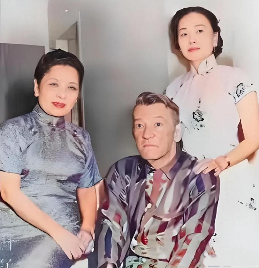 1958年，宋美龄看望病重的“飞虎队”陈纳德留下的一张照片，镜头中的陈纳德面色如