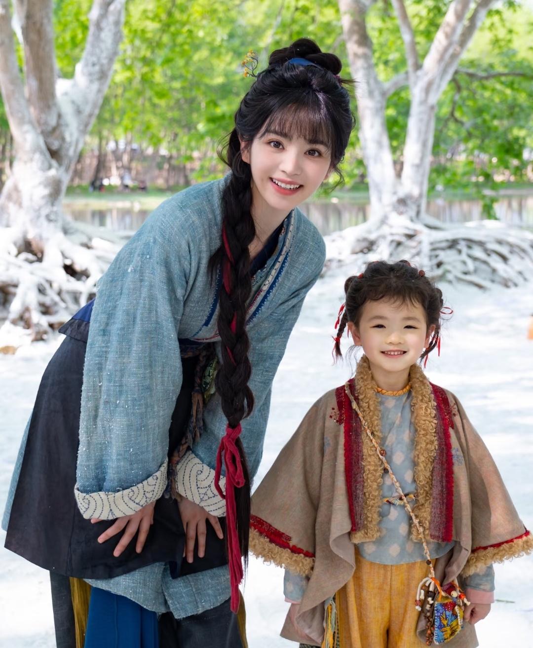 《逐玉》9岁童星曹晏宁，全剧最治愈的“人间理想妹妹”！真的太喜欢小长宁了，特