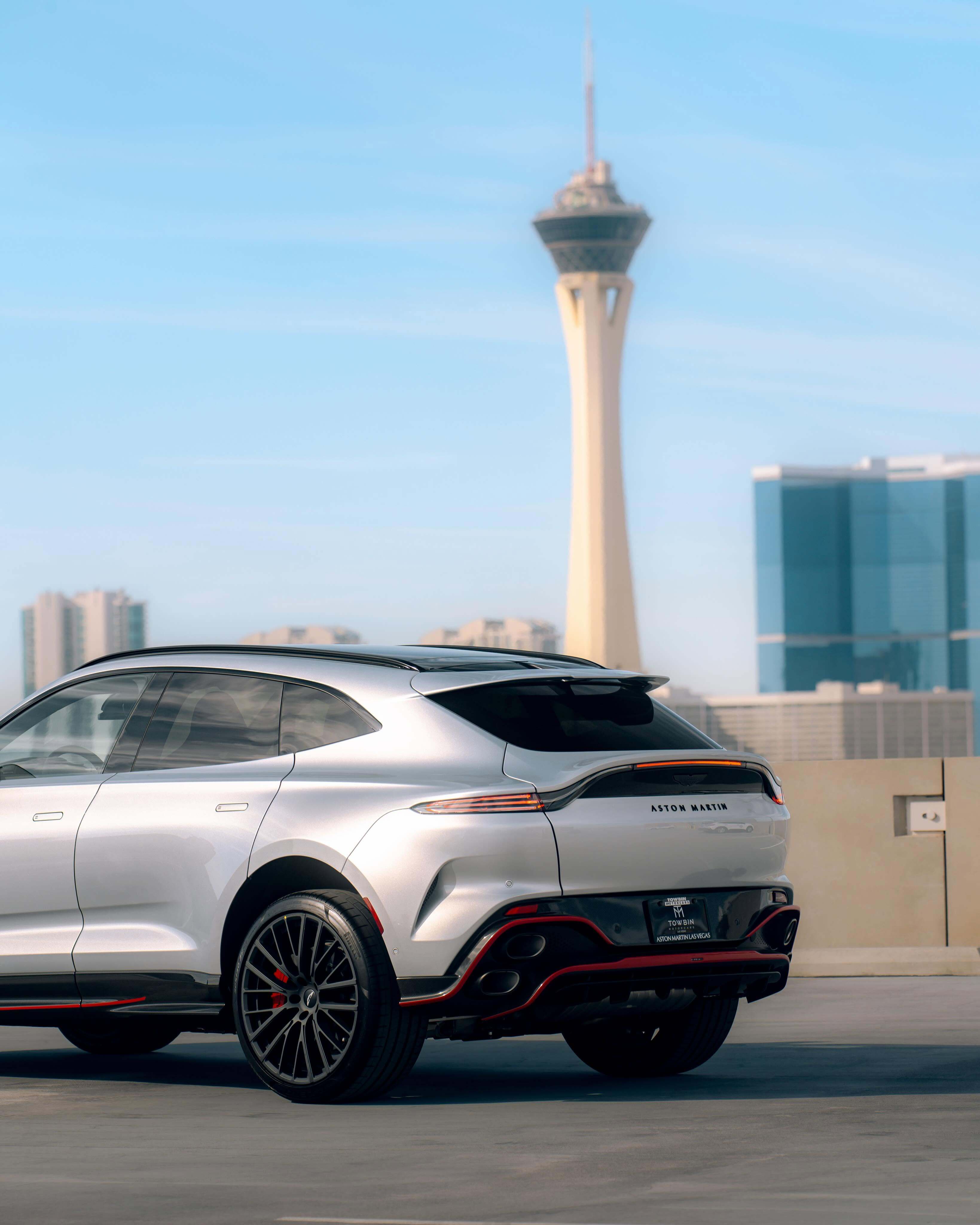 AstonMartinDBXS阿斯顿马丁astonmartin阿斯顿·马丁