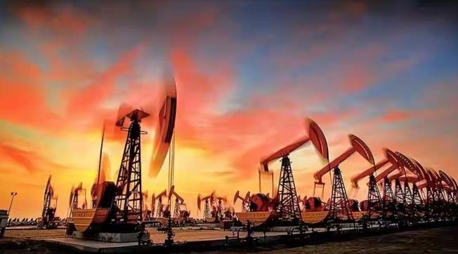 敢官宣就同归于尽？伊朗若亮出核弹，美以连硬气的资格都没有！伊朗攥着那400多公