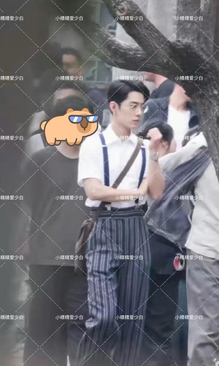 嗷呜[doge]自从学会了骑自行车，除了古装，每部剧都用得上​​​