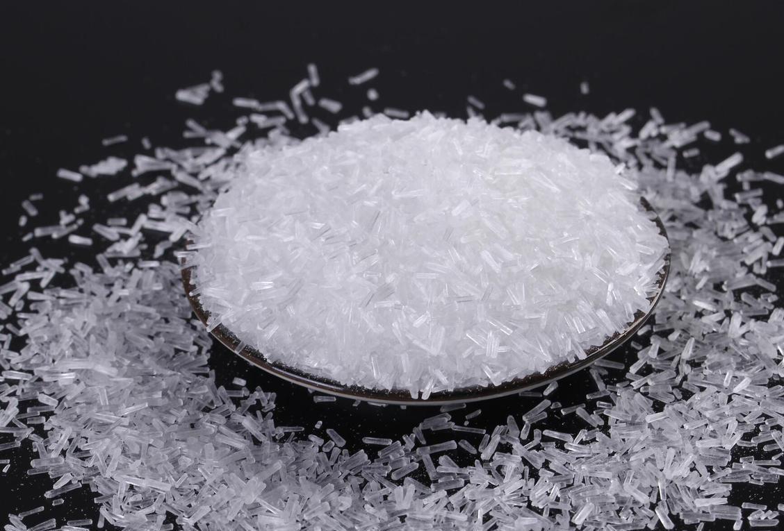 1968年，一个美国人说他在中餐馆吃完饭，就会感觉身体麻木和心慌。随后，一名美国