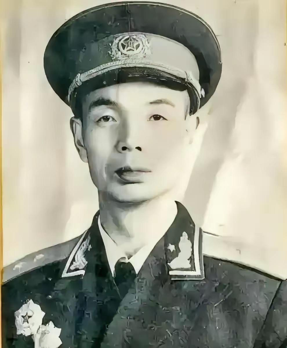 1955年授衔时还是中将的张达志，是被中央破格点去出任兰州军区司令的，加上194