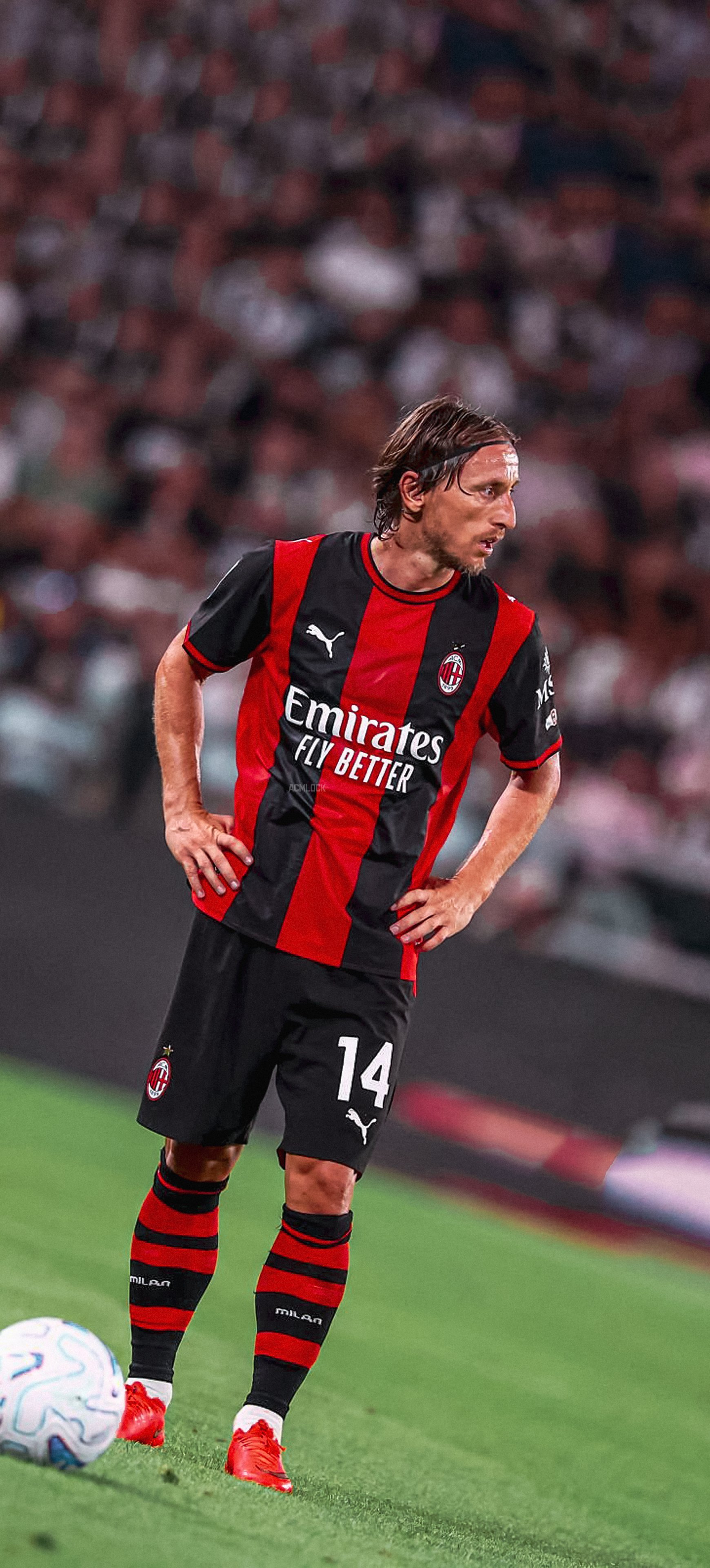 【手机壁纸分享】🔴⚫️莫德里奇🇭🇷.sempremilan​​​
